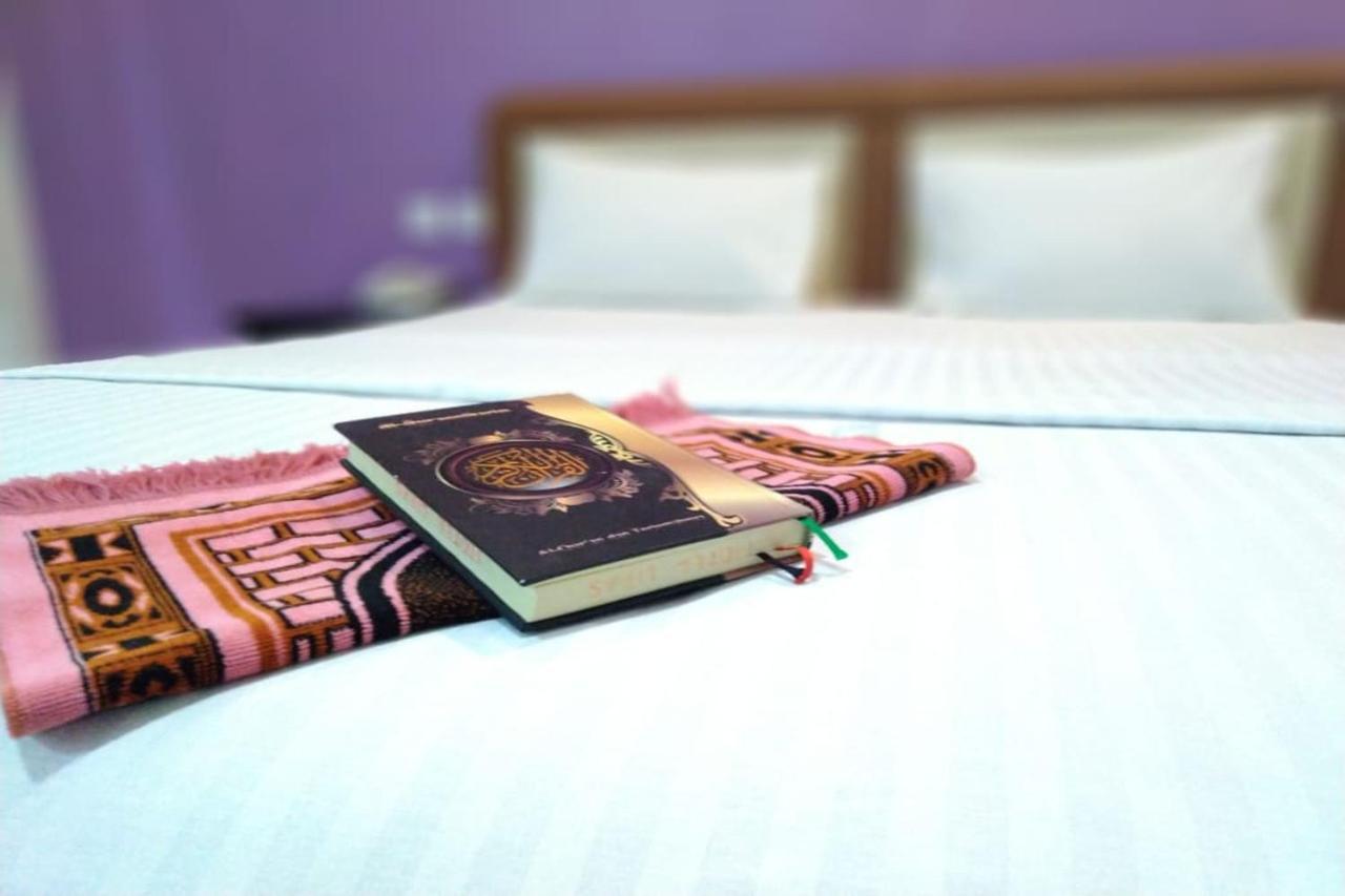 Liras Hotel Syariah Pulupanda Esterno foto